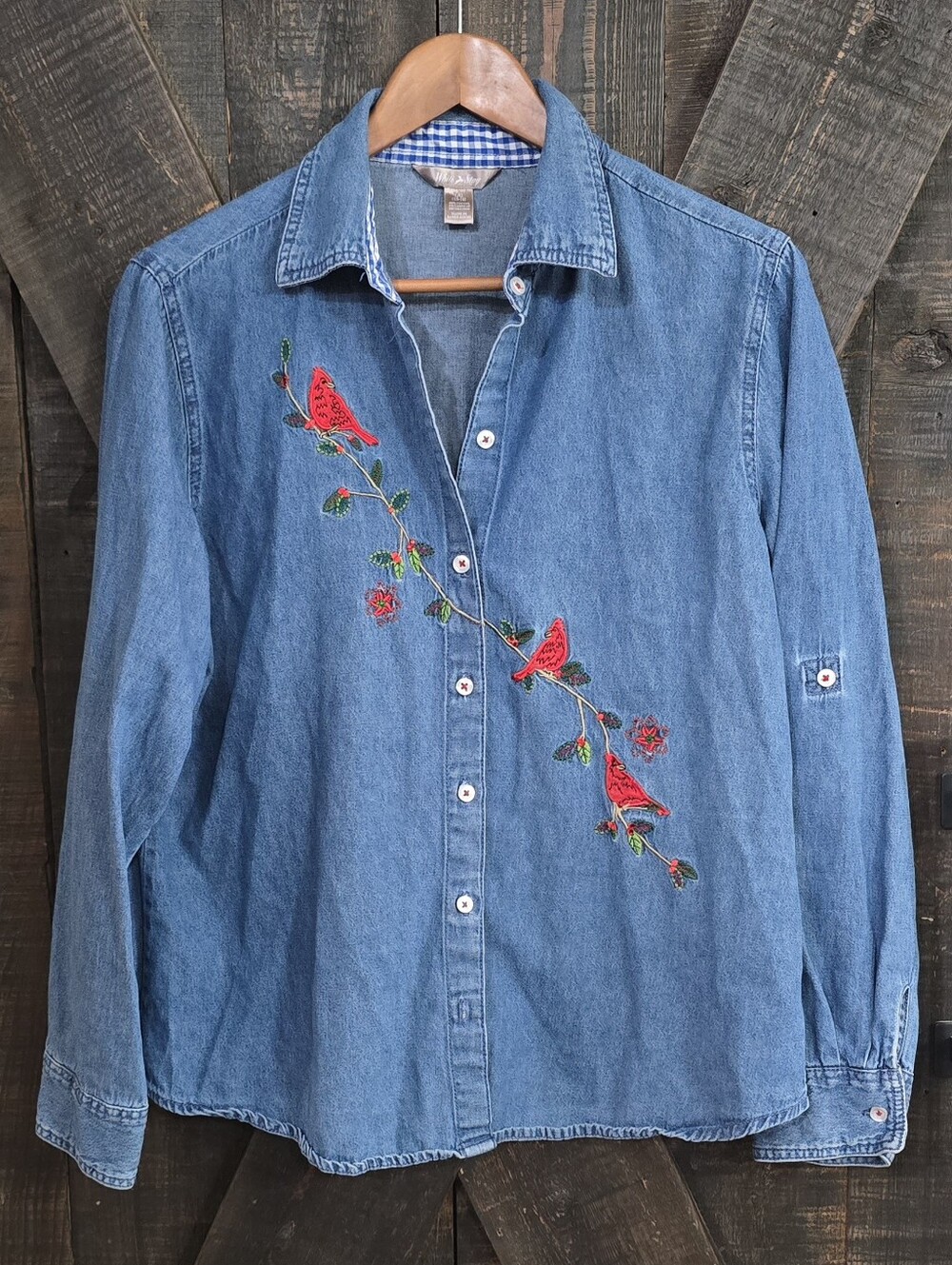 Vntg White Stag Denim Button-Up Shirt with Red Embroidered Cardinals Size Large